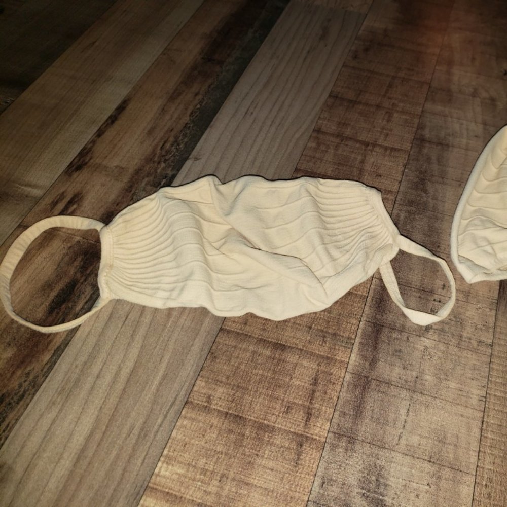 Skims Sand Nude Face mask Kim Kardashian